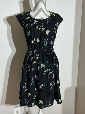 LC Lauren Conrad Small Black Floral Asymmetrical Dress